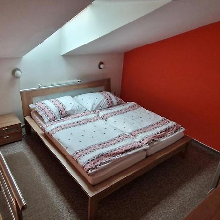 Boutique Penzion Slovenska - Penzion Bella Sicilia Presov Luaran gambar